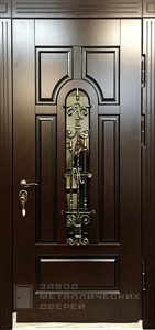 Фото «Дверь с ковкой №16» в Лобне