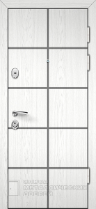 Фото «Дверь в квартиру №8» в Истре